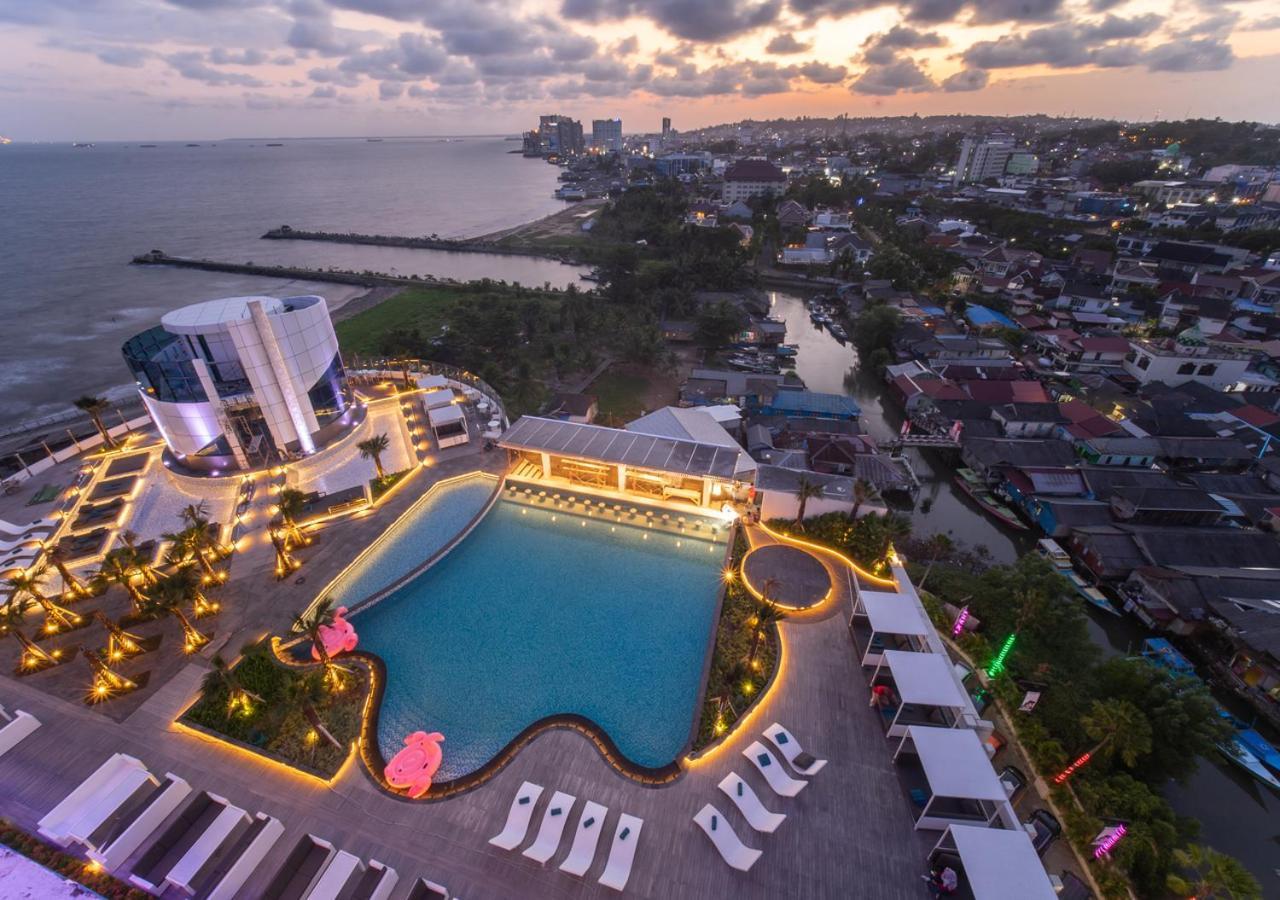 Pentacity Hotel Balikpapan Экстерьер фото