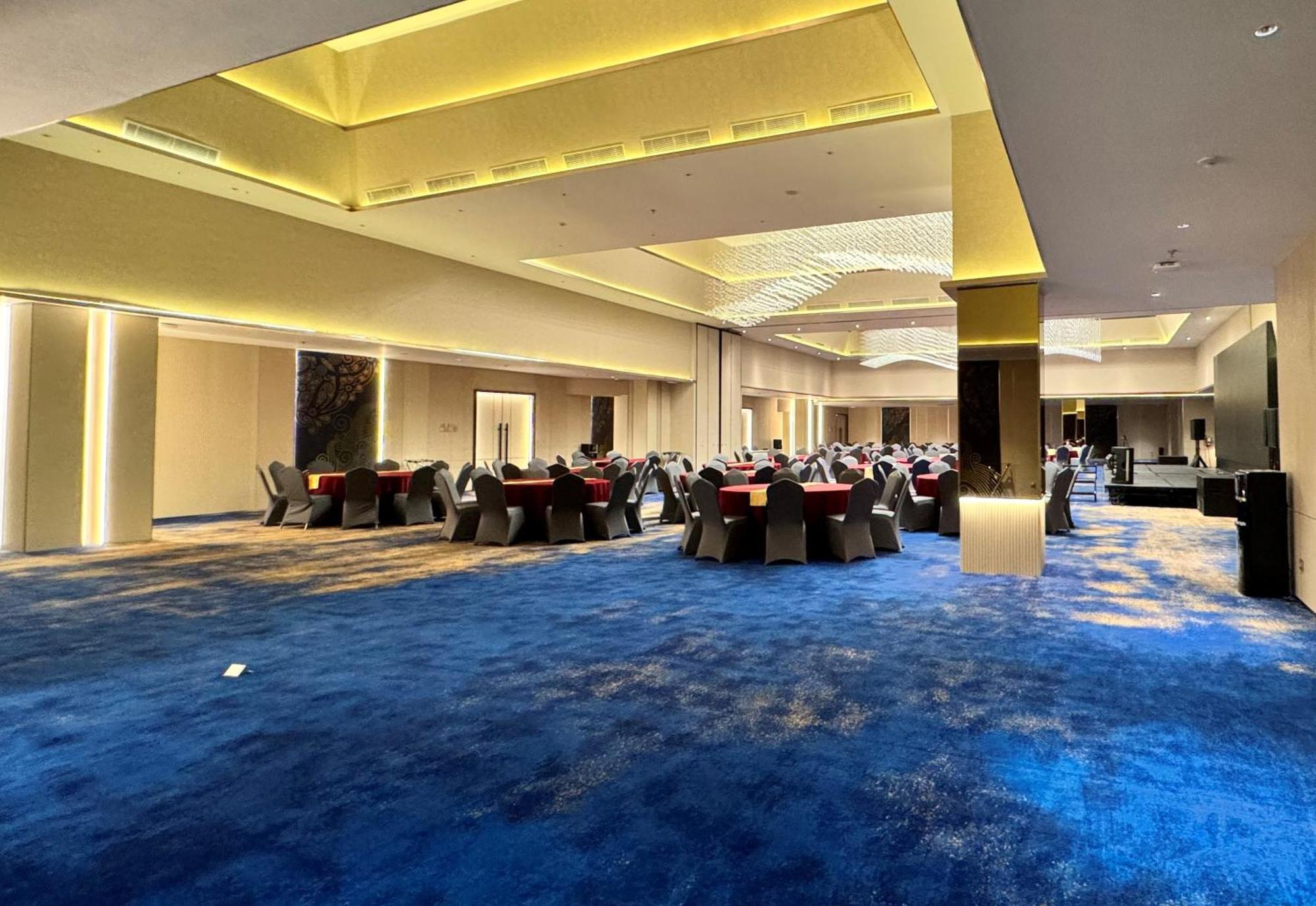 Pentacity Hotel Balikpapan Экстерьер фото