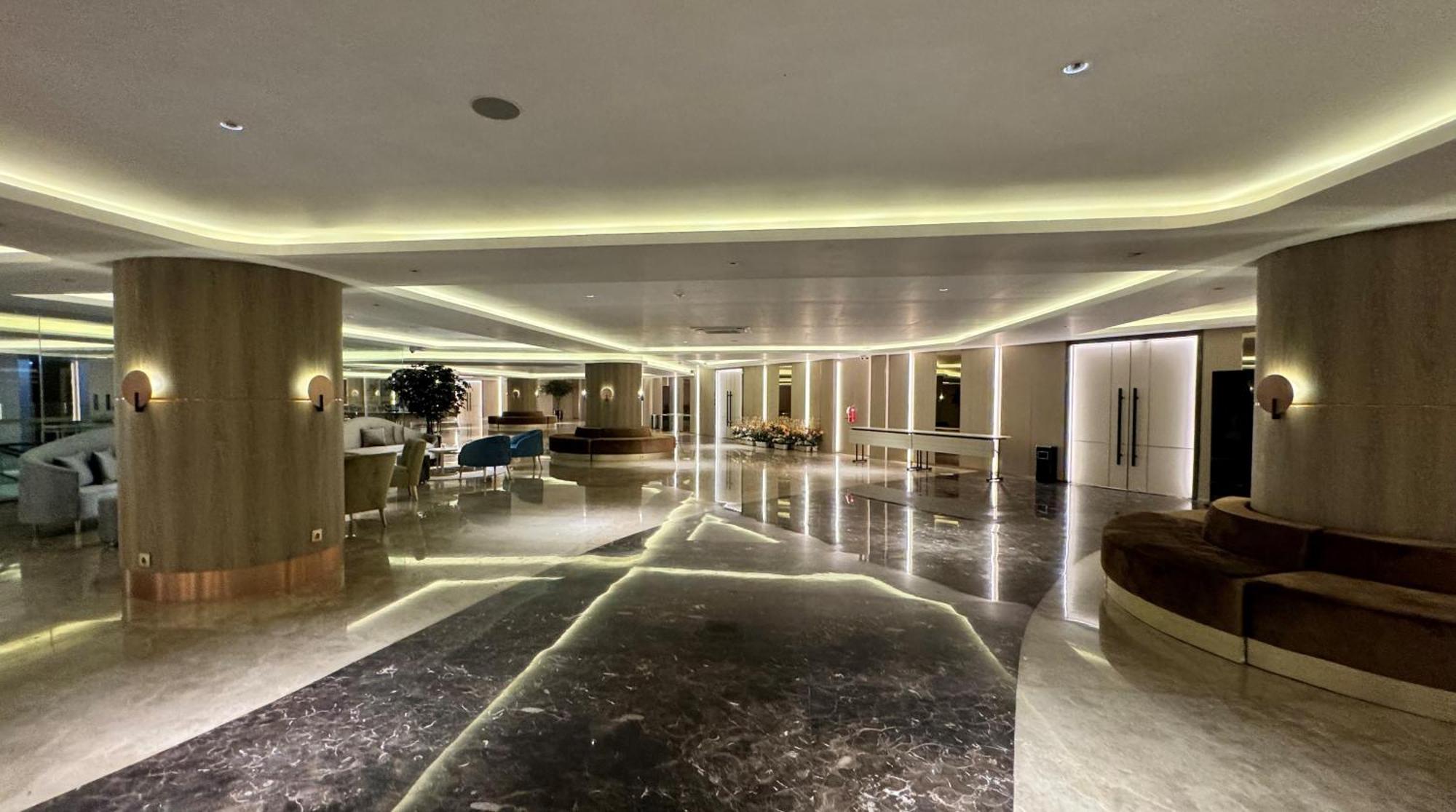 Pentacity Hotel Balikpapan Экстерьер фото