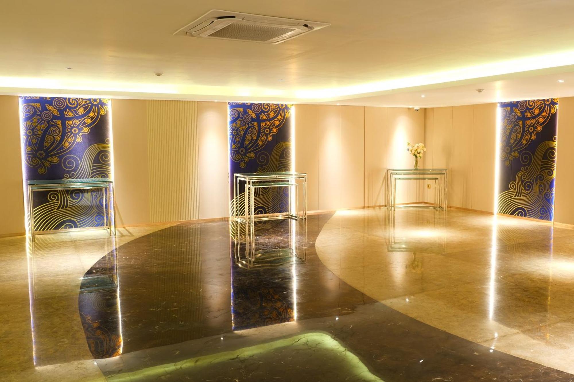 Pentacity Hotel Balikpapan Экстерьер фото