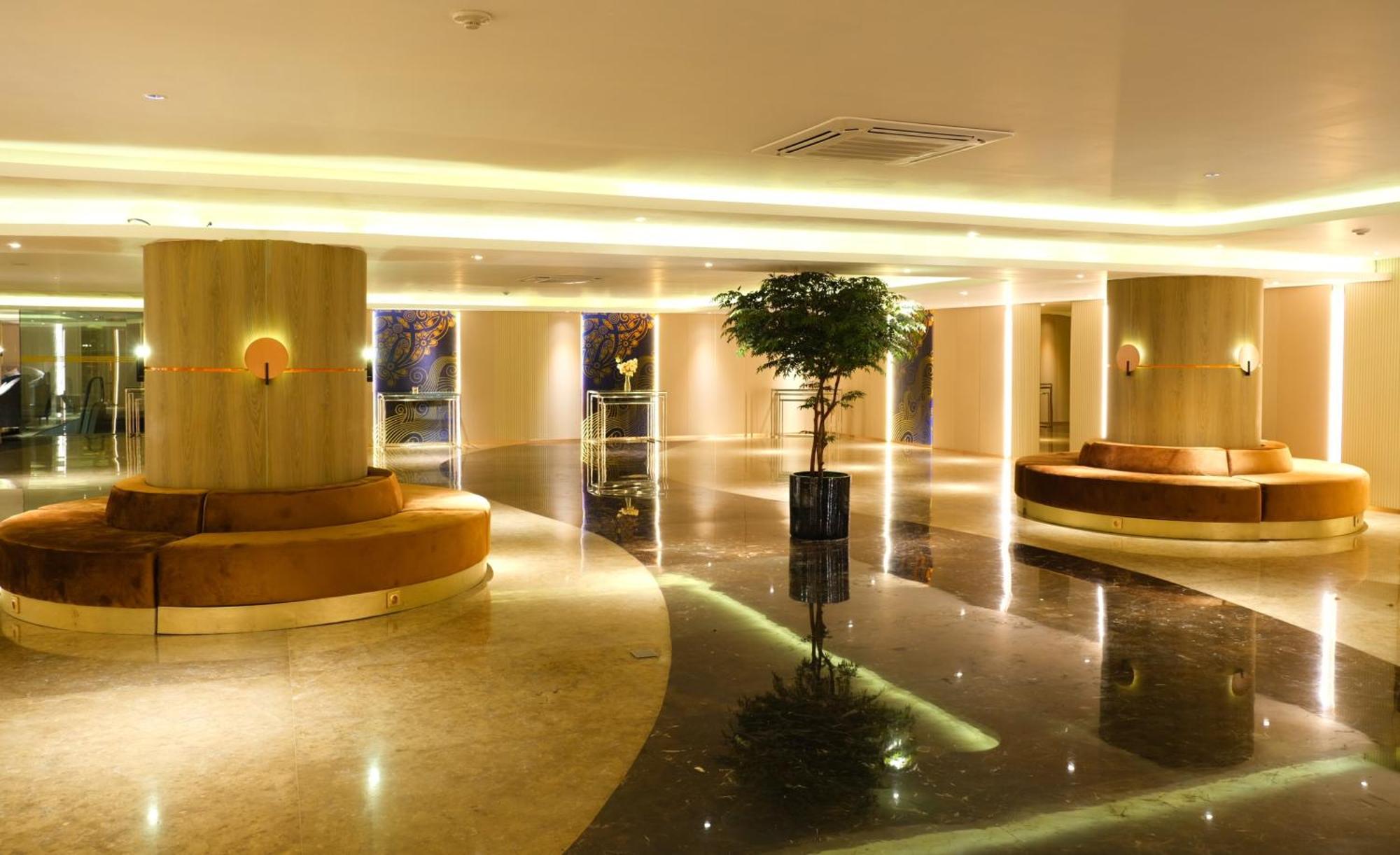 Pentacity Hotel Balikpapan Экстерьер фото