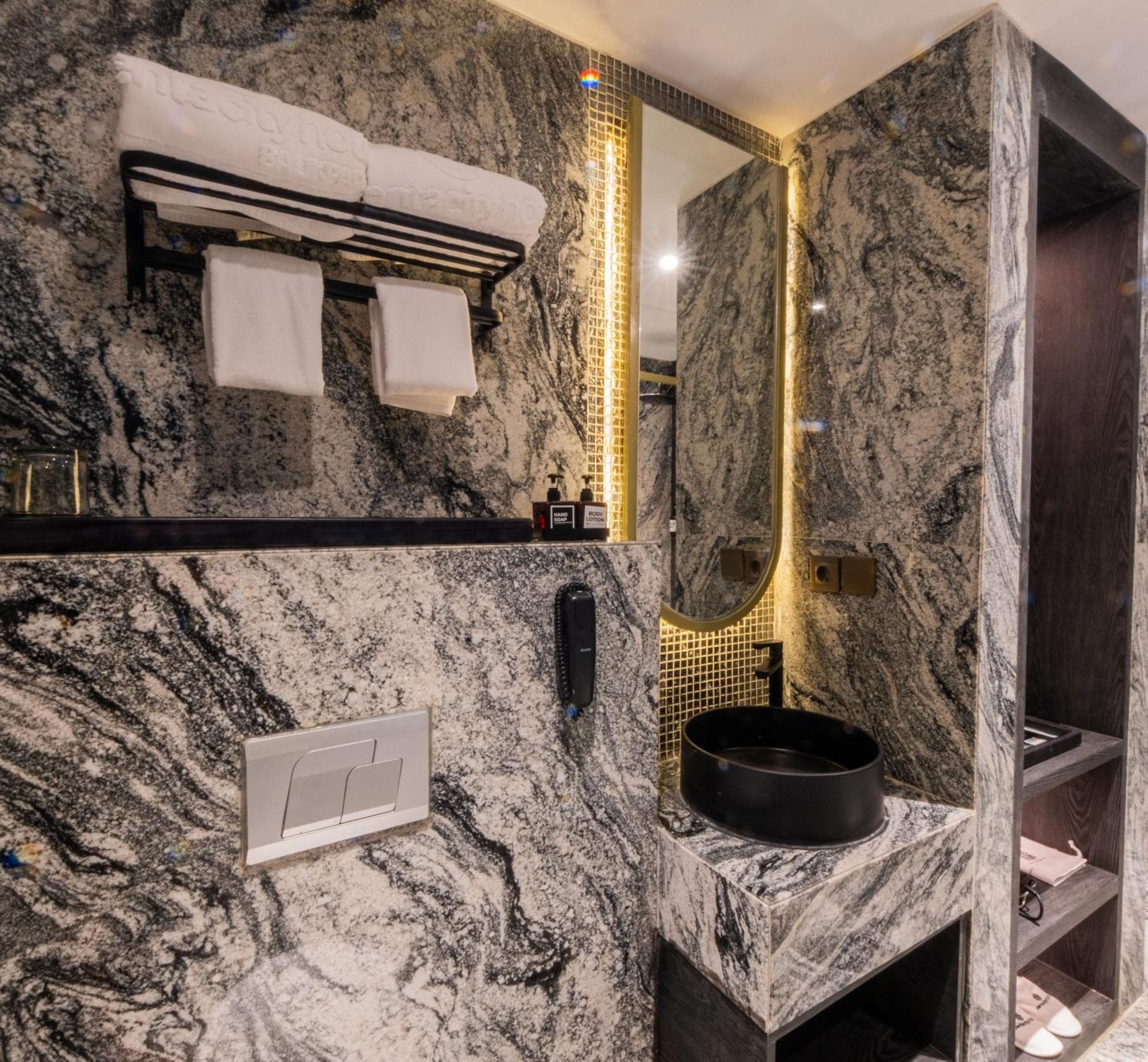 Pentacity Hotel Balikpapan Экстерьер фото